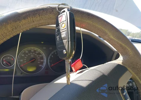 2007 Volvo V70 2.4 из США, поврежденный, VIN YV1SW612572662062